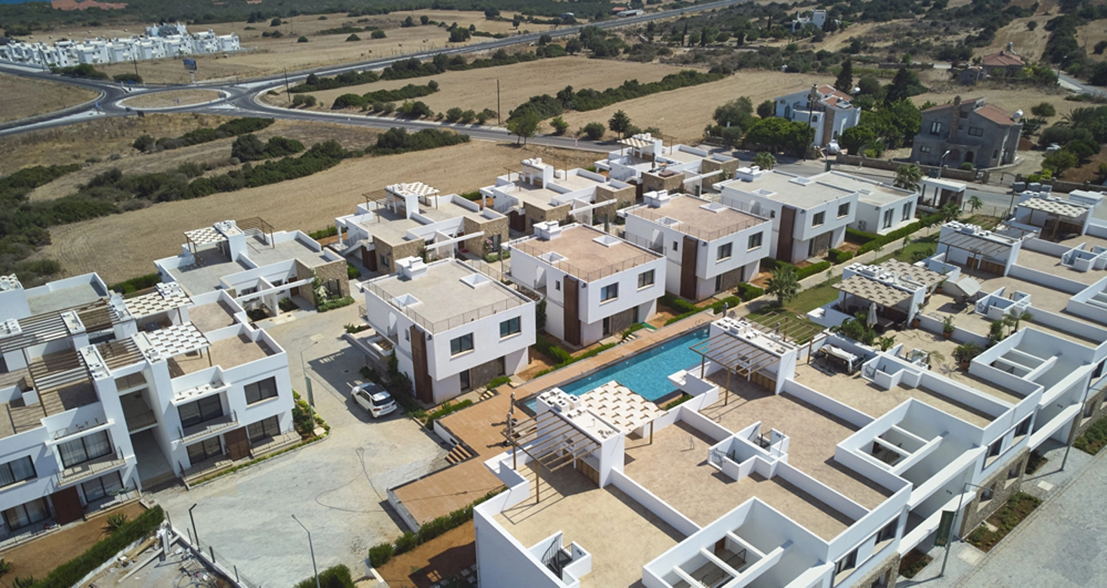 Yalusa Homes [K-2] 1+1 apartamentai su baseinu, 700 m. iki jūros | Yeni Erenköy