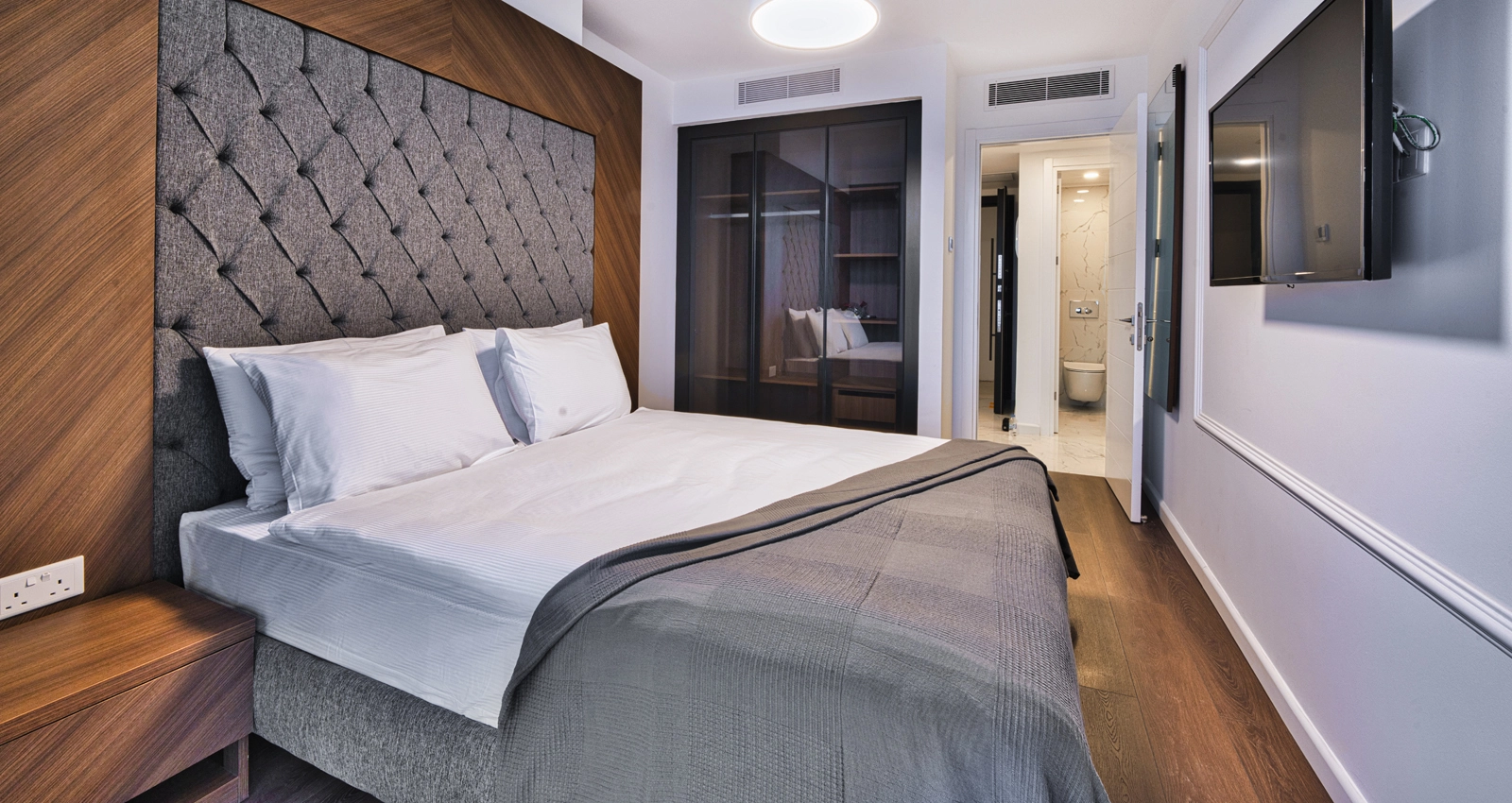 Grand Sapphire Blu 2+1 apartamentai | Long Beach / İskele